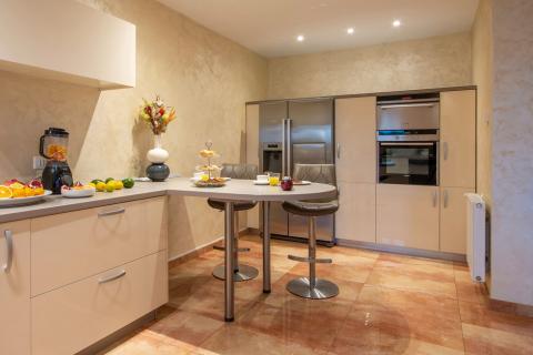 ISTRA, PULA - Fantastična villa 550 m2 s pogledom na more