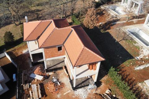 Istra, Kaštelir, kuća u roh bau fazi