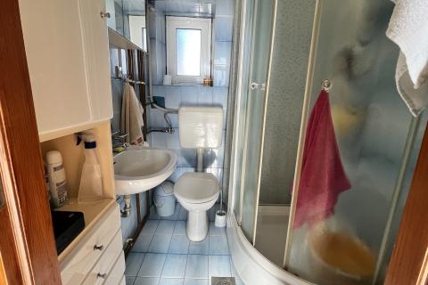 Istria, Umag Punta, spacious apartment first row to the sea