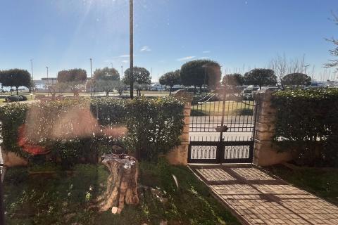 Istria, Umag Punta, spacious apartment first row to the sea