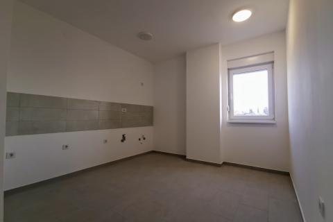 Lovran, stan 60m2, novogradnja, 2 kat, balkon, parking 