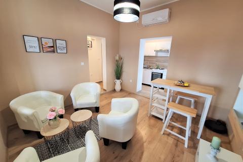 OPATIJA - studio za dugoročni najam