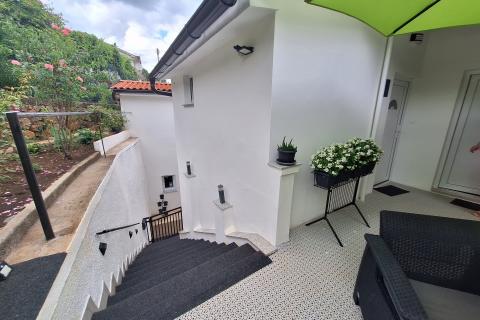 OPATIJA - studio za dugoročni najam