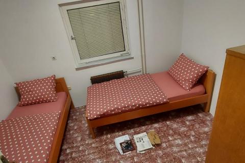 Selce, samostojeća kuća 350m2 sa 750m2 okućnice