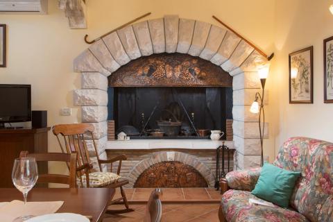 Istria, Momjan, Rustic Villa with Pool