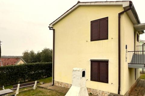 Istra, Novigrad, okolica, kuća 150 m od mora