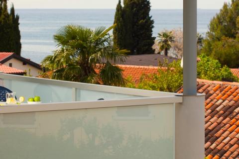 Istra, Novigrad, okolica, kuća 150 m od mora