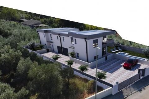 Istra, Medulin - kuća s bazenom