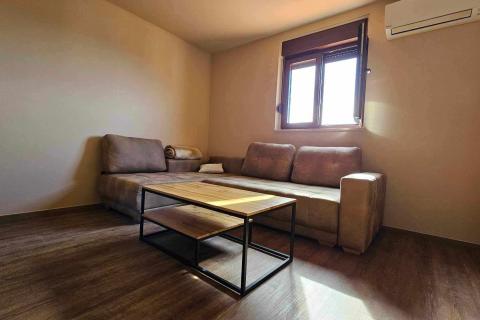 Istra, Rovinj, lijep dvosoban stan sa pogledom na more