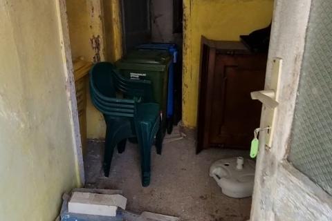 Istra, Žminj - samostojeća kuća za renovaciju u centru 74 m2