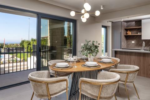 Istra, Poreč - moderna novogradnja sa bazenom i tri stambene jedinice