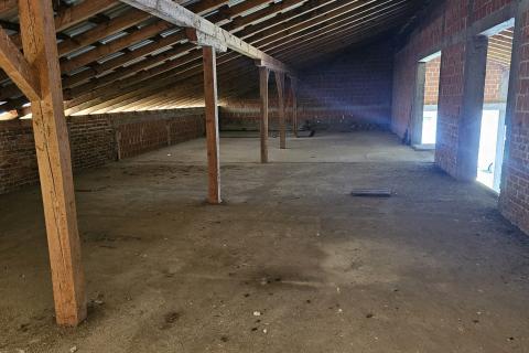 Attività commerciale Odranski Obrež, Brezovica, 843m2