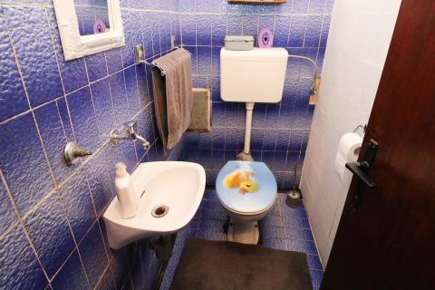 POREČ, okolica- kamena kuća u centru mjesta