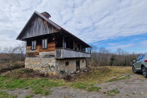 Karlovac - autohtona kuća