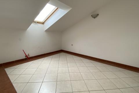 Novi Vinodolski - apartman s balkonom 200m do mora