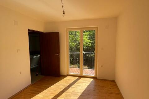 OTOK KRK,DOBRINJ-samostojeća villa sa bazenom