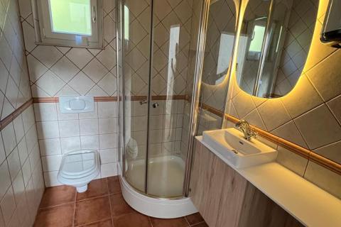 OTOK KRK,DOBRINJ-samostojeća villa sa bazenom