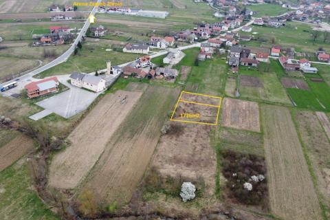 Jastrebarsko, Donji Desinec, 2 građevinske parcele