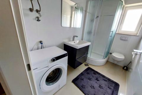 OTOK KRK,MALINSKA-prekrasan dvoetažni stan