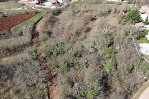 Terreno edificabile Tinjan, 2.183m2