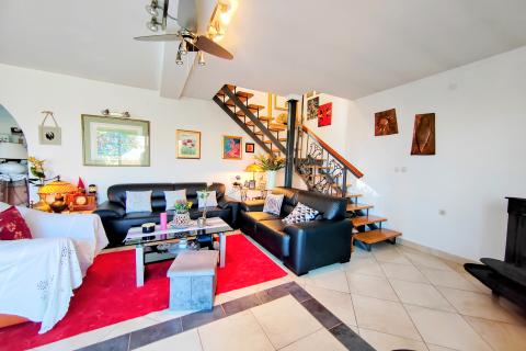 House Dobrinj, 124m2