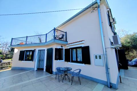 House Dobrinj, 124m2