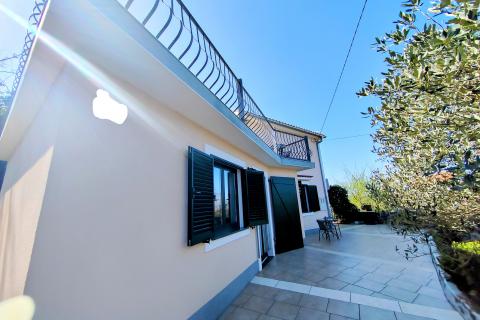House Dobrinj, 124m2