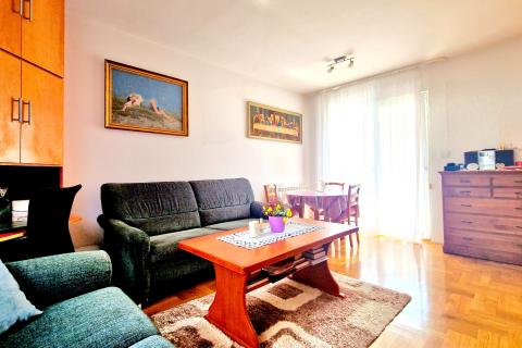Condo/Apartment Umag, 51,18m2