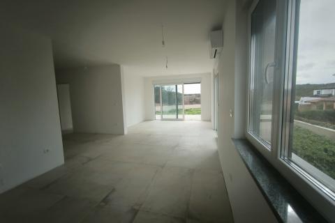 BANJOLE, luksuzni apartman s bazenom, pogled more