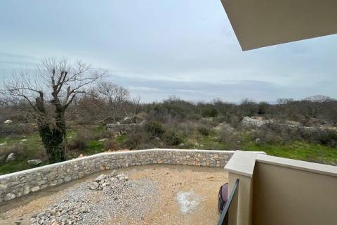 Otok Krk,Malinska-okolica,dvije etaže,152 m2,novogradnja