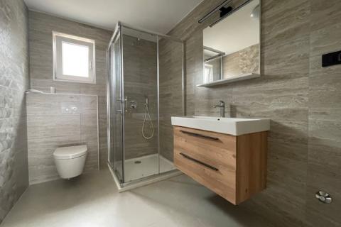 Otok Krk,Malinska-okolica,dvije etaže,152 m2,novogradnja