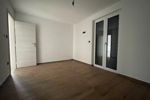 Otok Krk,Malinska-okolica,dvije etaže,152 m2,novogradnja