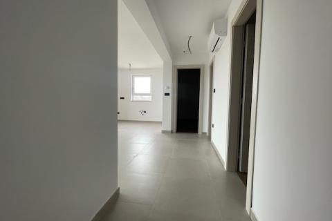 Otok Krk,Malinska-okolica,dvije etaže,152 m2,novogradnja