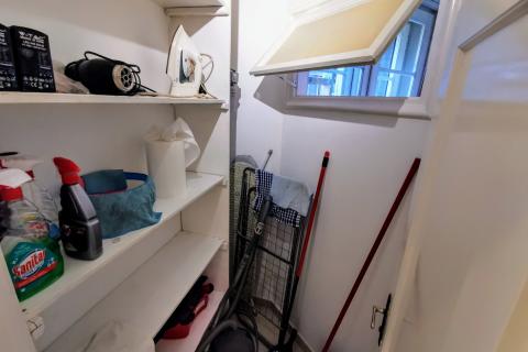 Rijeka, Centar, 3S+DB stan, NAJAM, na drugom katu u zgradi sa liftom