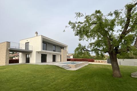 Poreč - okolica, moderna novogradnja sa bazenom