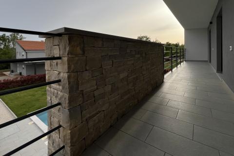 Poreč - okolica, moderna novogradnja sa bazenom