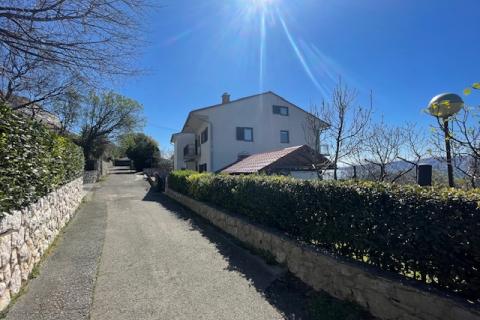 Novi Vinodolski, Klenovica-okolica, dvojček, 200 m2, pogled na morje