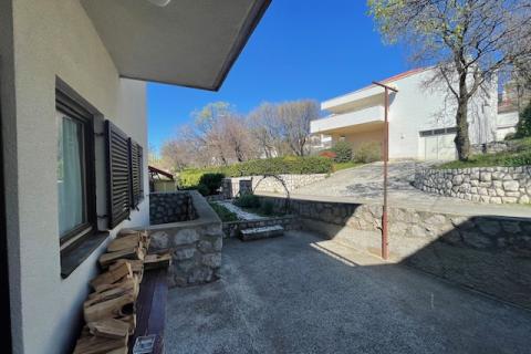 Novi Vinodolski, Klenovica-okolica, dvojček, 200 m2, pogled na morje