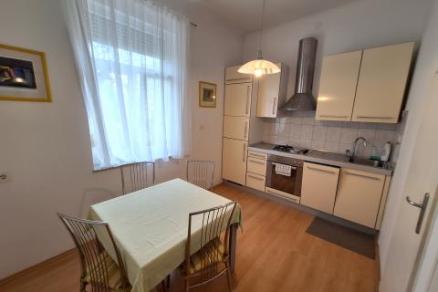 Condo/Apartment Lovran, 69m2