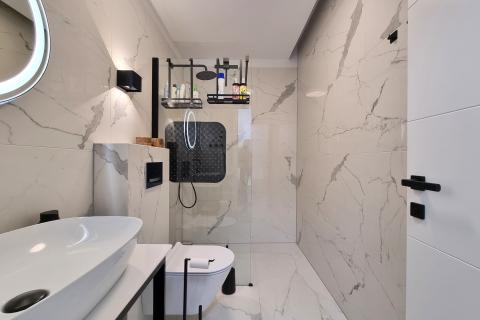 OPATIJA,COSTABELLA- NOVOGRADNJA, stan s garažom i pogledom na more, 250 m od mora