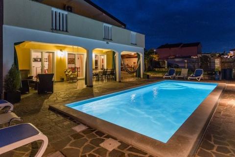 Istra, Buje okolica, vila s bazenom