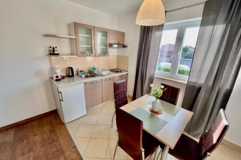 Poreč, stan od 48 m2 u Špadićima, 5oo metara od mora