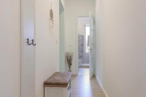 OPATIJA,VOLOSKO- luksuzan stan, 1. red do mora