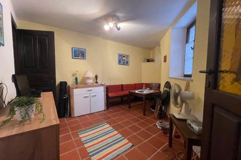 Cres,Grad Cres, autohtona kuća 65 m2, 150 m od gradske rive