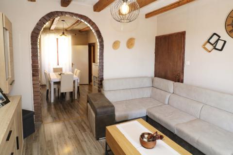 VRSAR-kamena kuća u centru grada