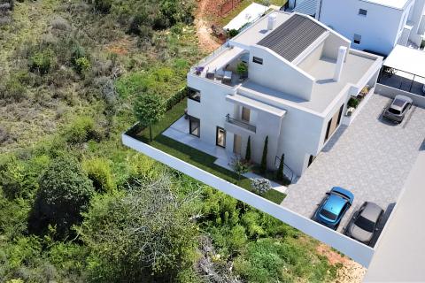 Istra, Umag okolica, stan u novogradnji u blizini plaže