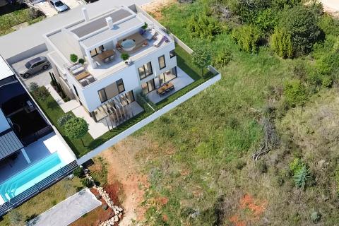 Istra, Umag okolica, stan u novogradnji u blizini plaže