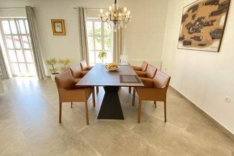 Дом Malinska, Malinska-Dubašnica, 1.000m2