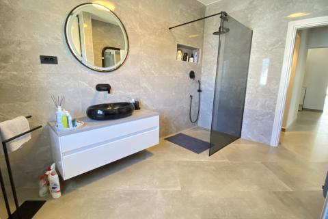 Дом Malinska, Malinska-Dubašnica, 1.000m2