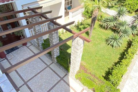 Дом Malinska, Malinska-Dubašnica, 1.000m2